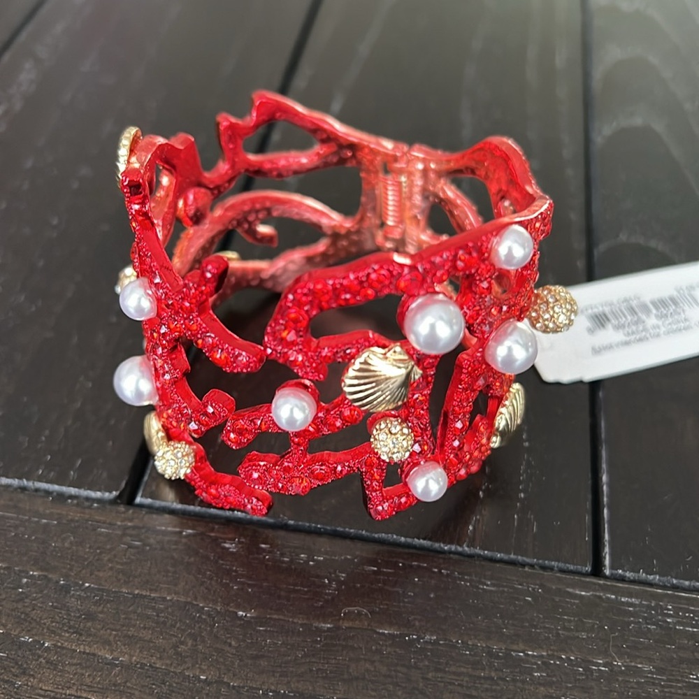 Betsey Johnson Bangle Bracelet - Picture 4 of 11